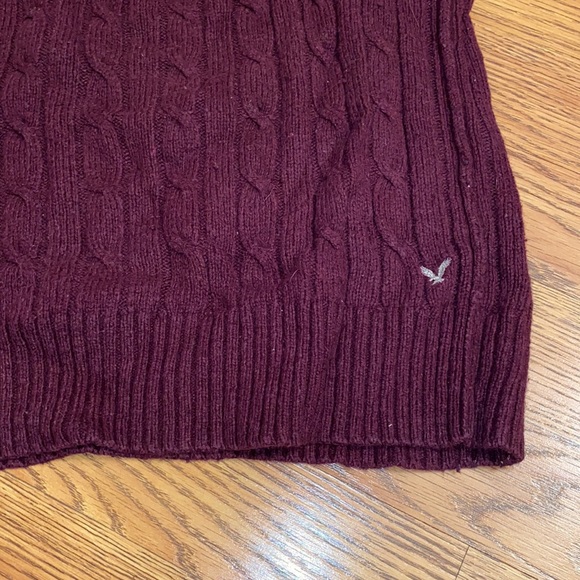 American Eagle Burgundy Sweater - Picture 3 of 5
